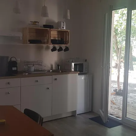 Des Louisettes Et Paulin 300m De La Hébergement de vacances