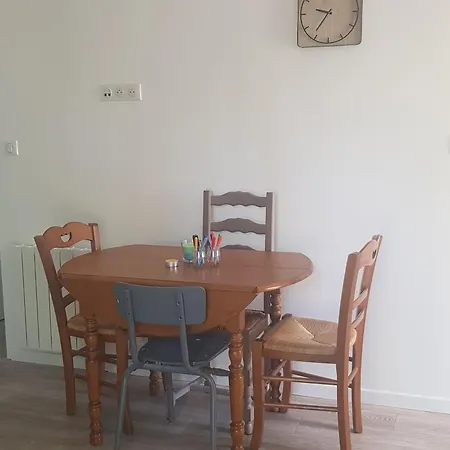 Des Louisettes Et Paulin 300m De La Ferienhaus *